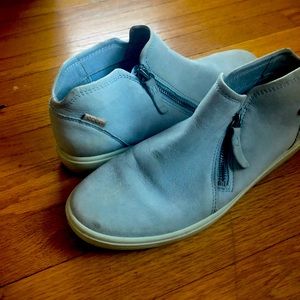 Ecco Women’s Soft Suede Low Booties size 8